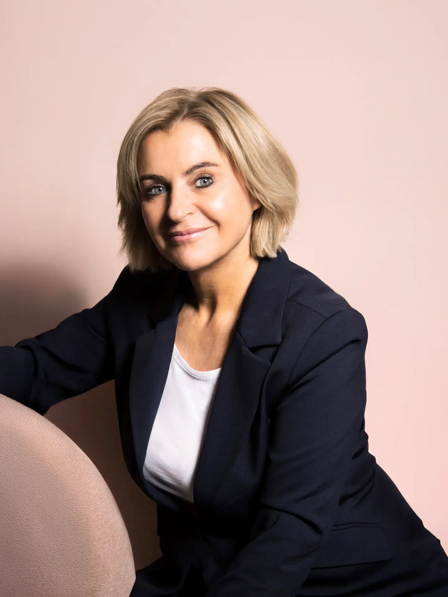 Sabrina Poser Friseur Herford Team Sabrina Portrait 01