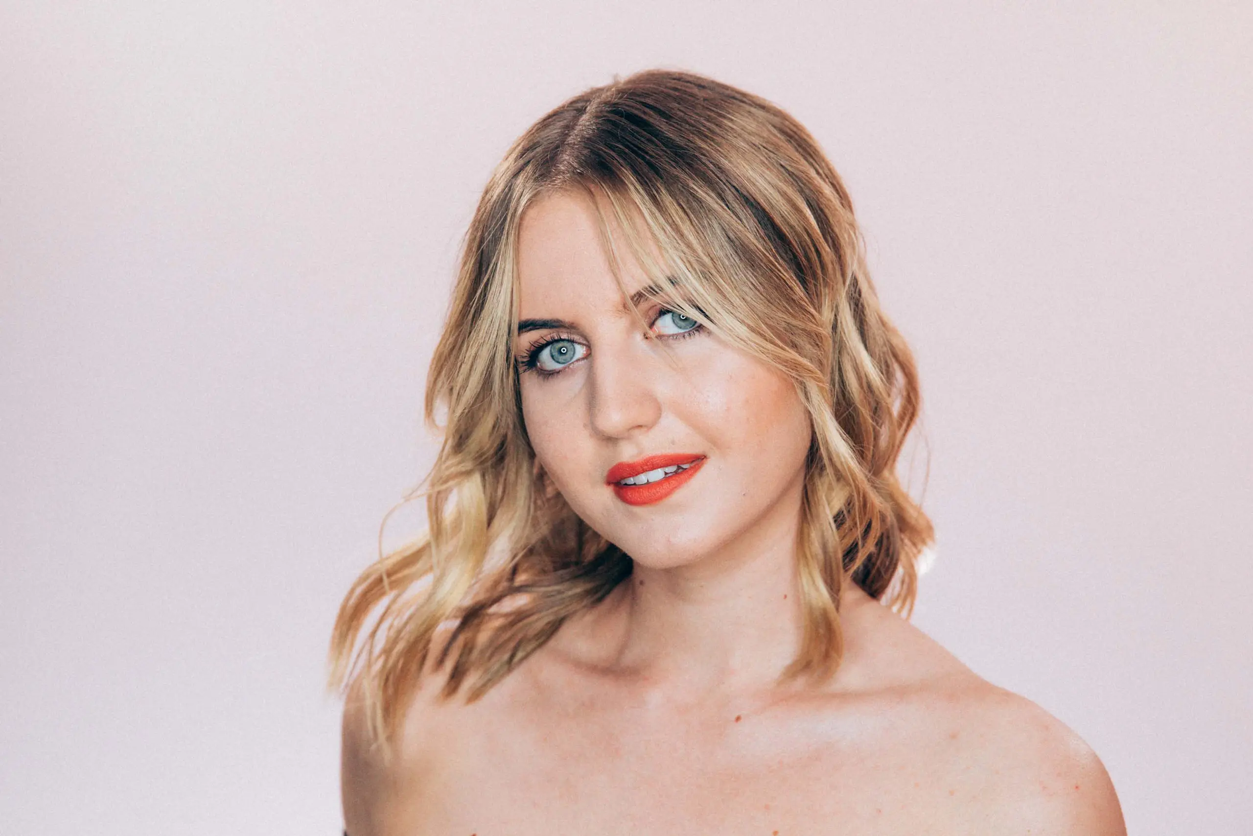 Sabrina Poser Friseur Herford Calligraphy Cut